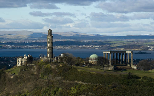 Edinburgh Calton Hill.jpg